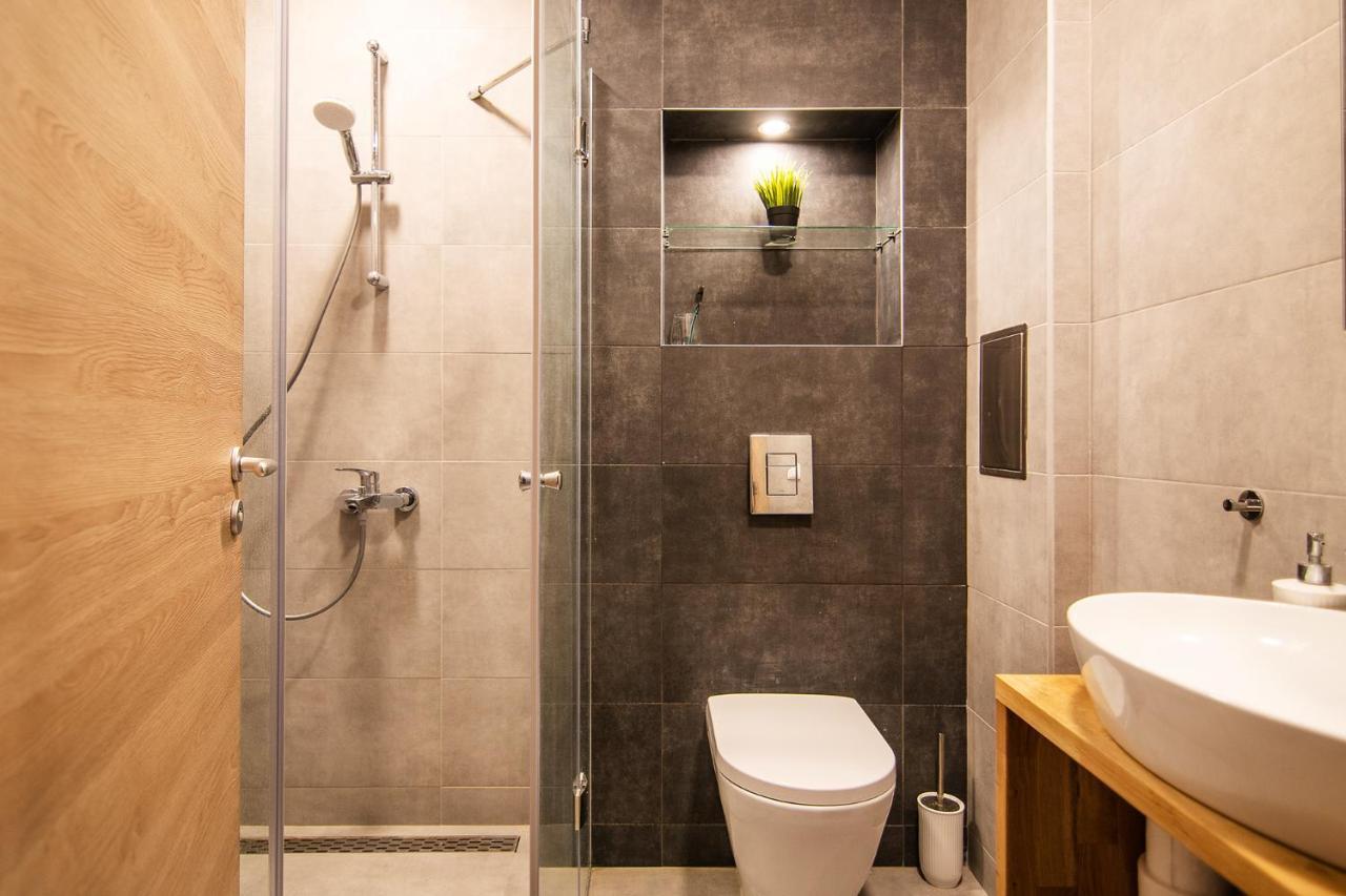 Sea Flats With Parking And Pool In Azur Residence Св. Св. Константин и Елена Екстериор снимка