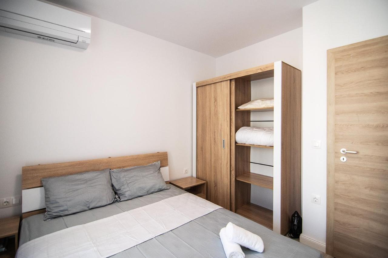 Sea Flats With Parking And Pool In Azur Residence Св. Св. Константин и Елена Екстериор снимка